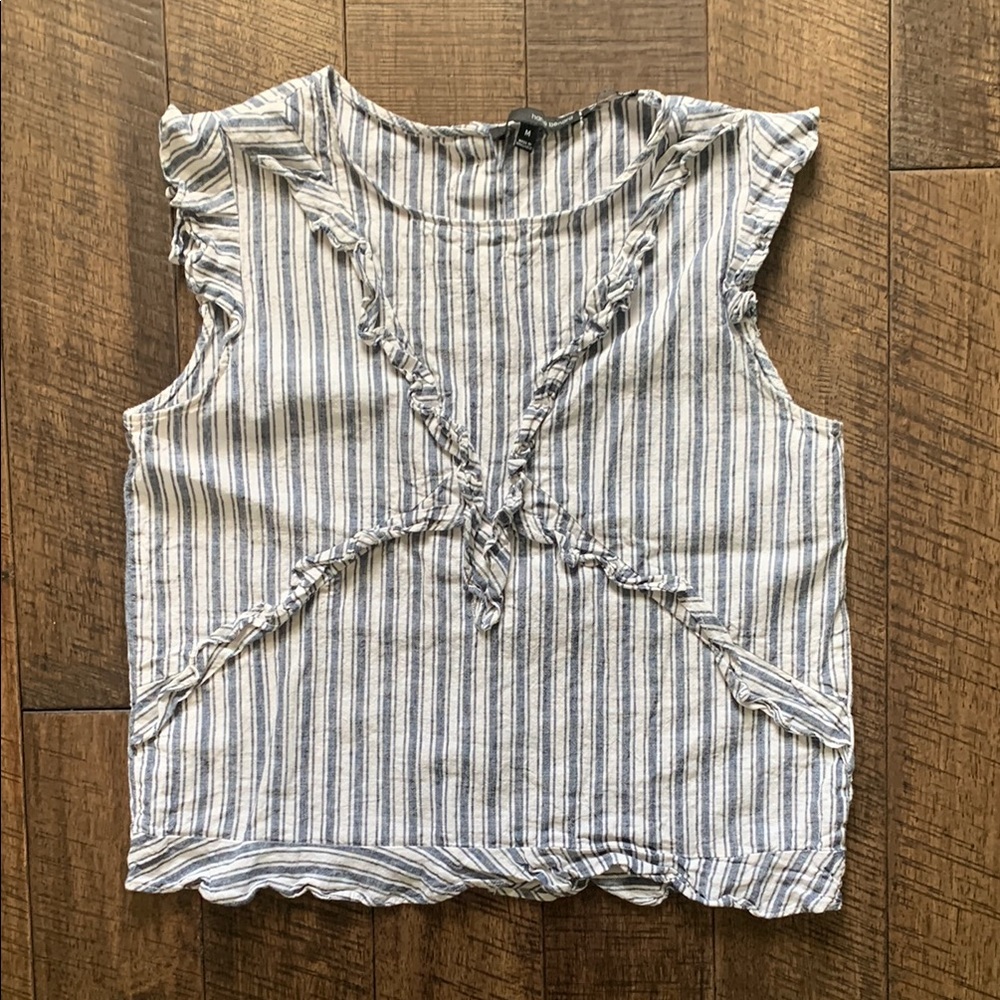 Harve Benard Blue and White Ruffled Blouse